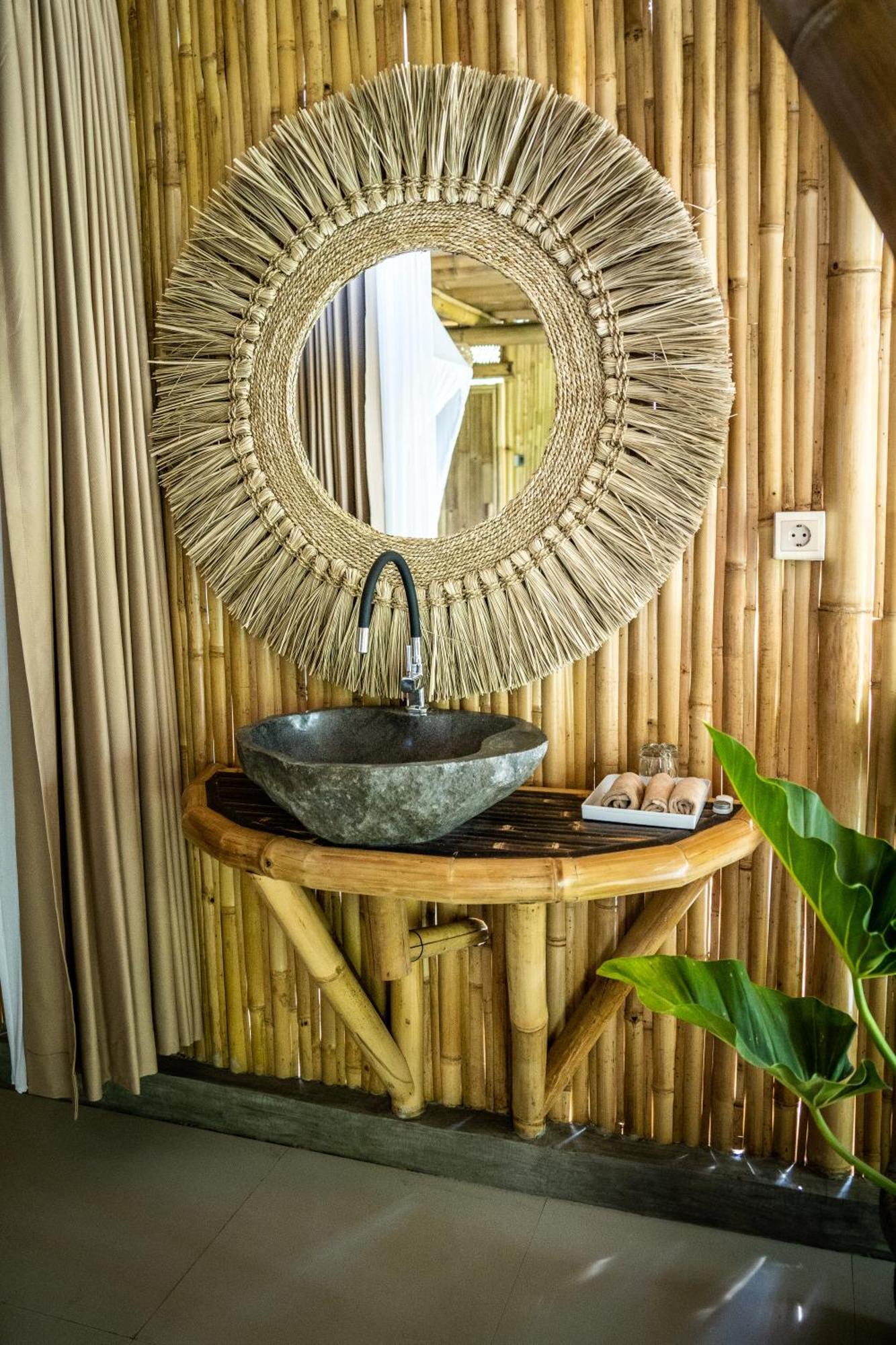 Eco Bamboo Island Bali - Bamboo House #3 Villa Selat ภายนอก รูปภาพ